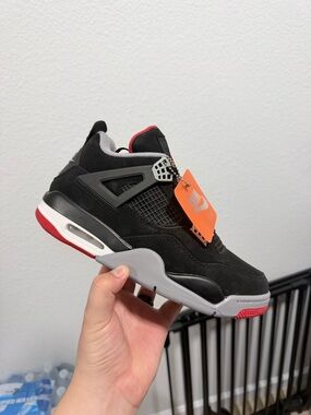 Jordan retro 4 bred